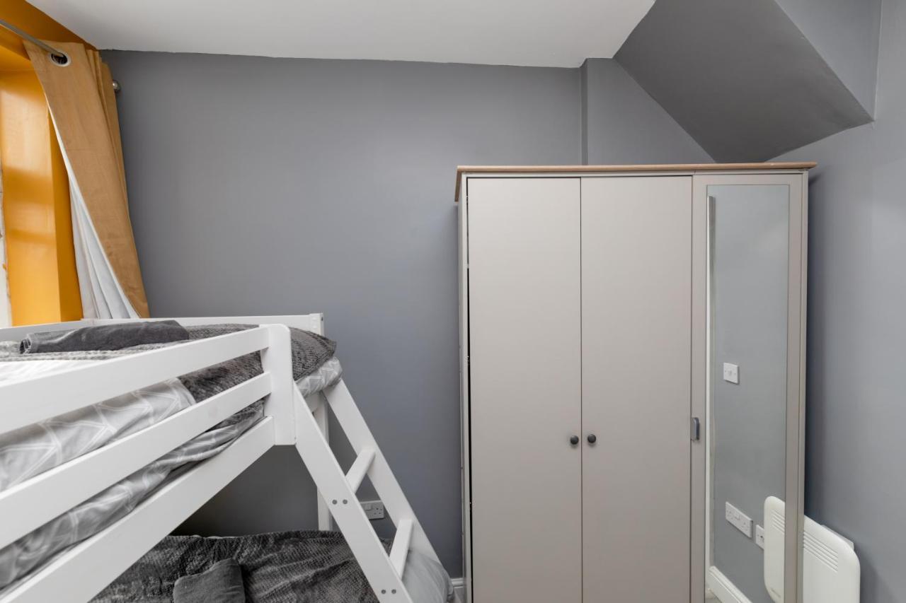 Stockton Town Centre Studio Apartments Free Parking And Wi-Fi 외부 사진